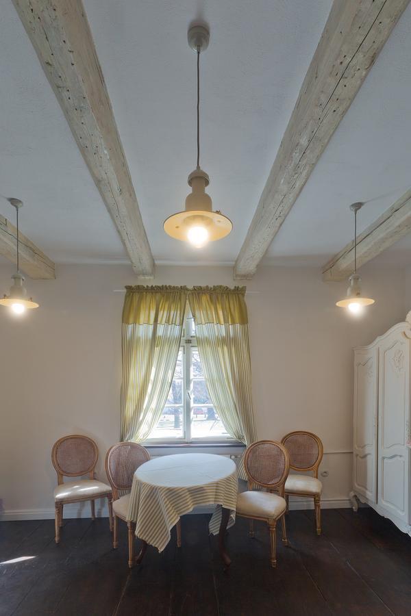 Bed and Breakfast Barokowy Zakatek à Świdnica Extérieur photo